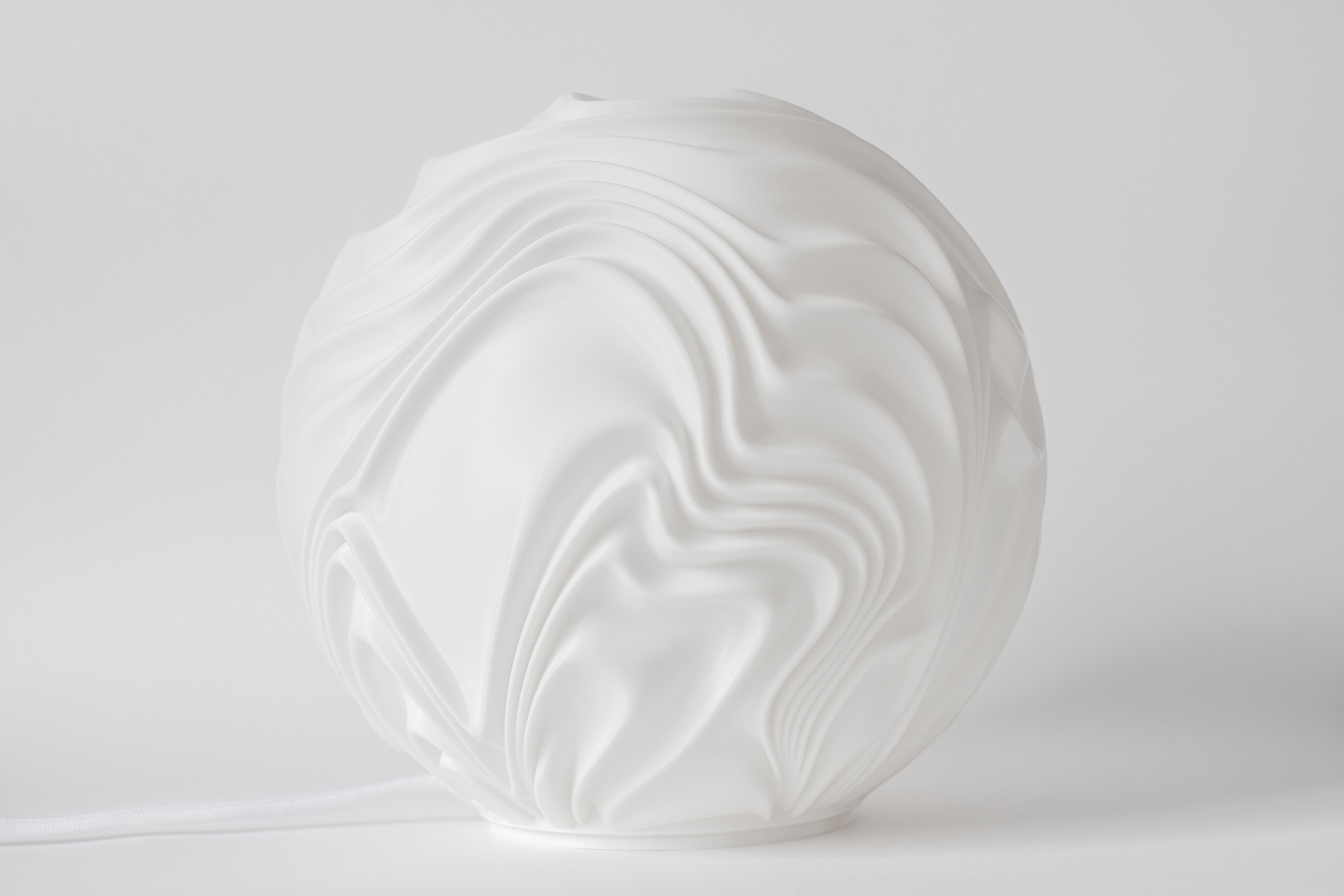 Fliessende Skulptur Lampe