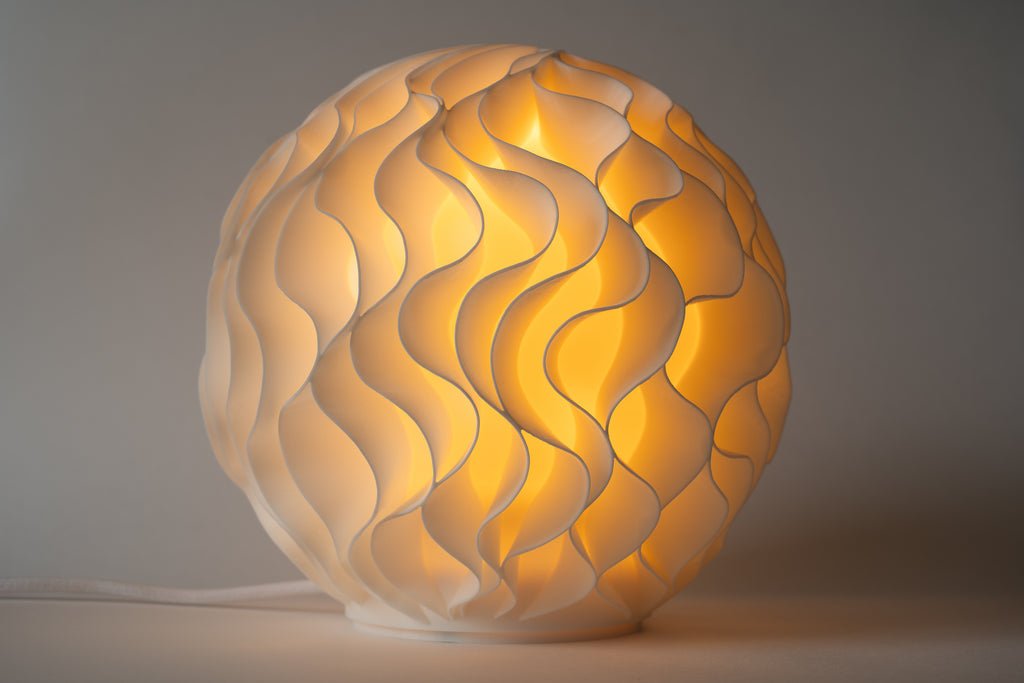 Organisch gewachsene Lampe