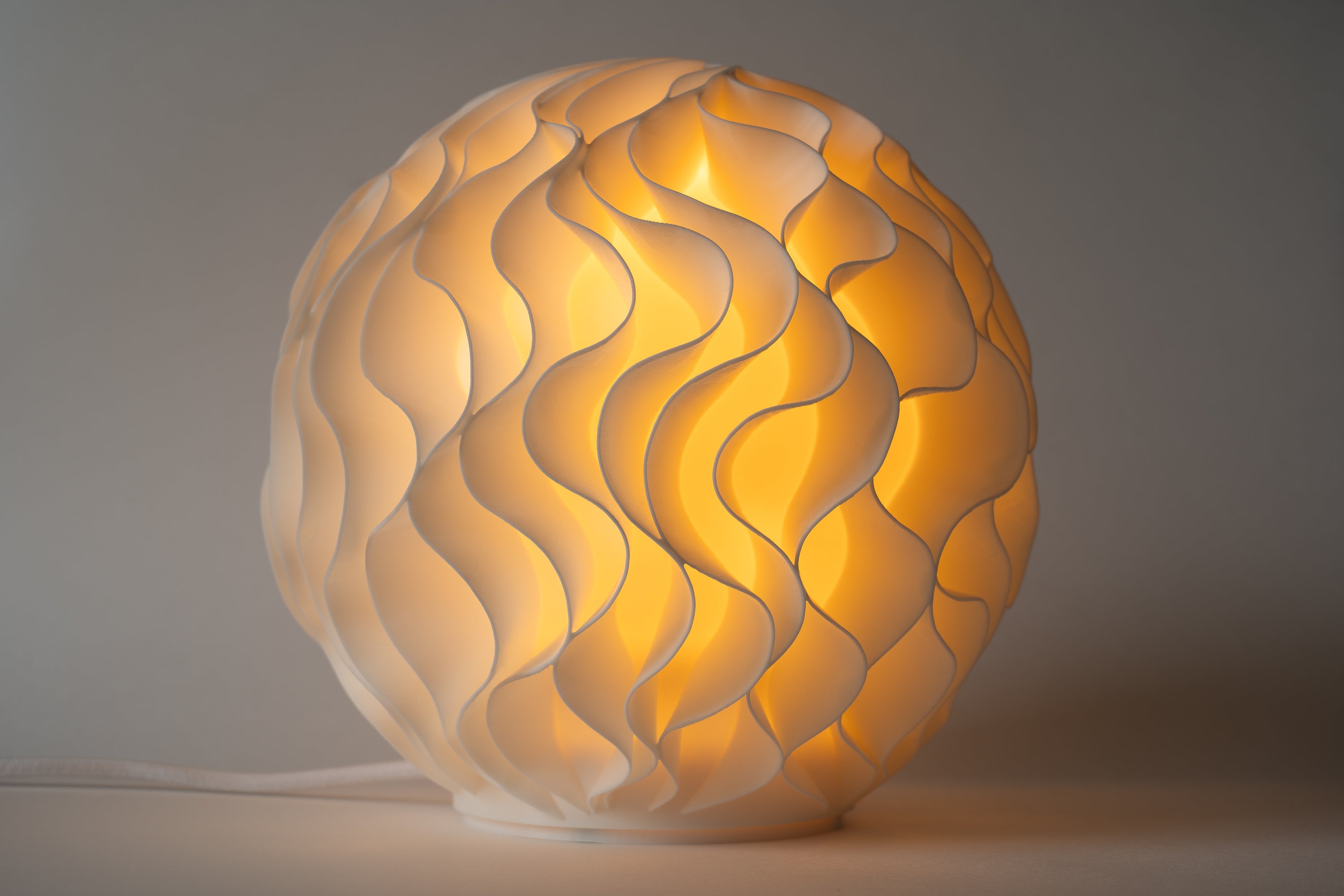 Organisch gewachsene Lampe