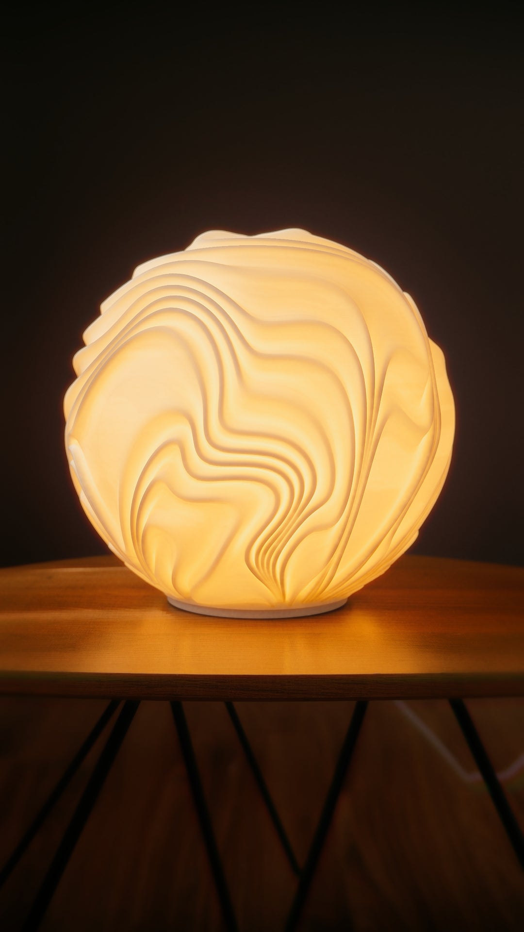 Fliessende Skulptur Lampe